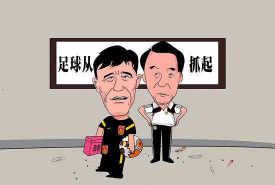 记者：双红会曼联仅有6名后卫可供选择肖或带伤上阵英超第17轮焦点战，双红会利物浦vs曼联将在下周一凌晨0:30进行，今天利物浦方面记者DaveOCKOP报道了曼联的伤病情况。